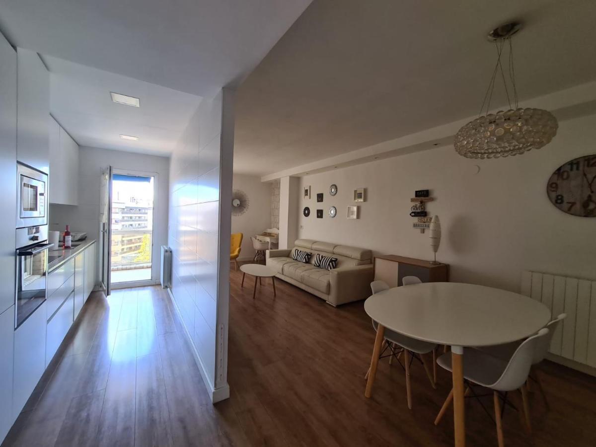 Appartement Dos Torres Centrico Y Moderno Con Vistas A La Ciudad à Saragosse Extérieur photo